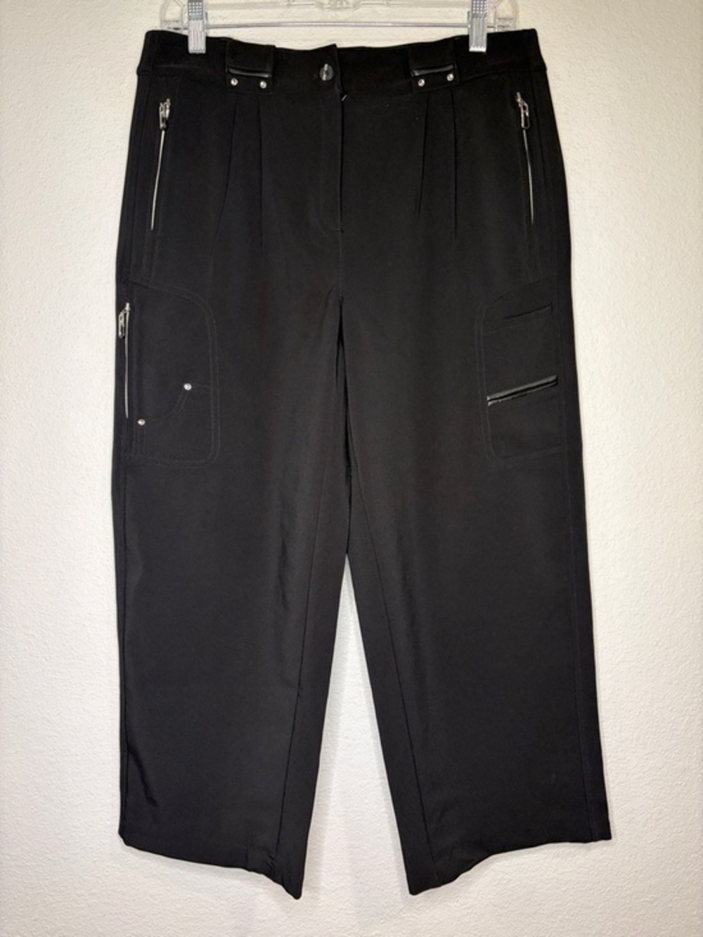 NWOT Jamie Sadock stretch capri golf pants multi pocket black 8